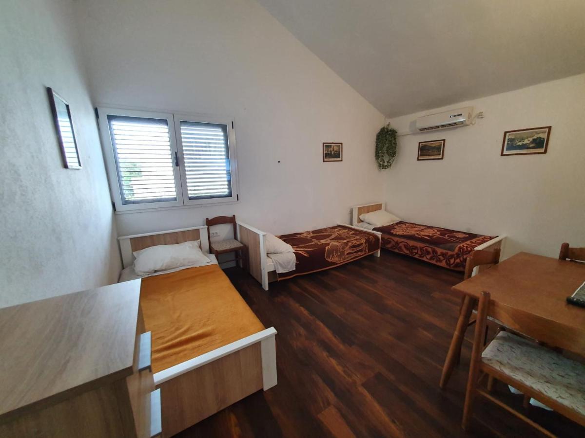 Vila Slavonia Vis Exterior foto